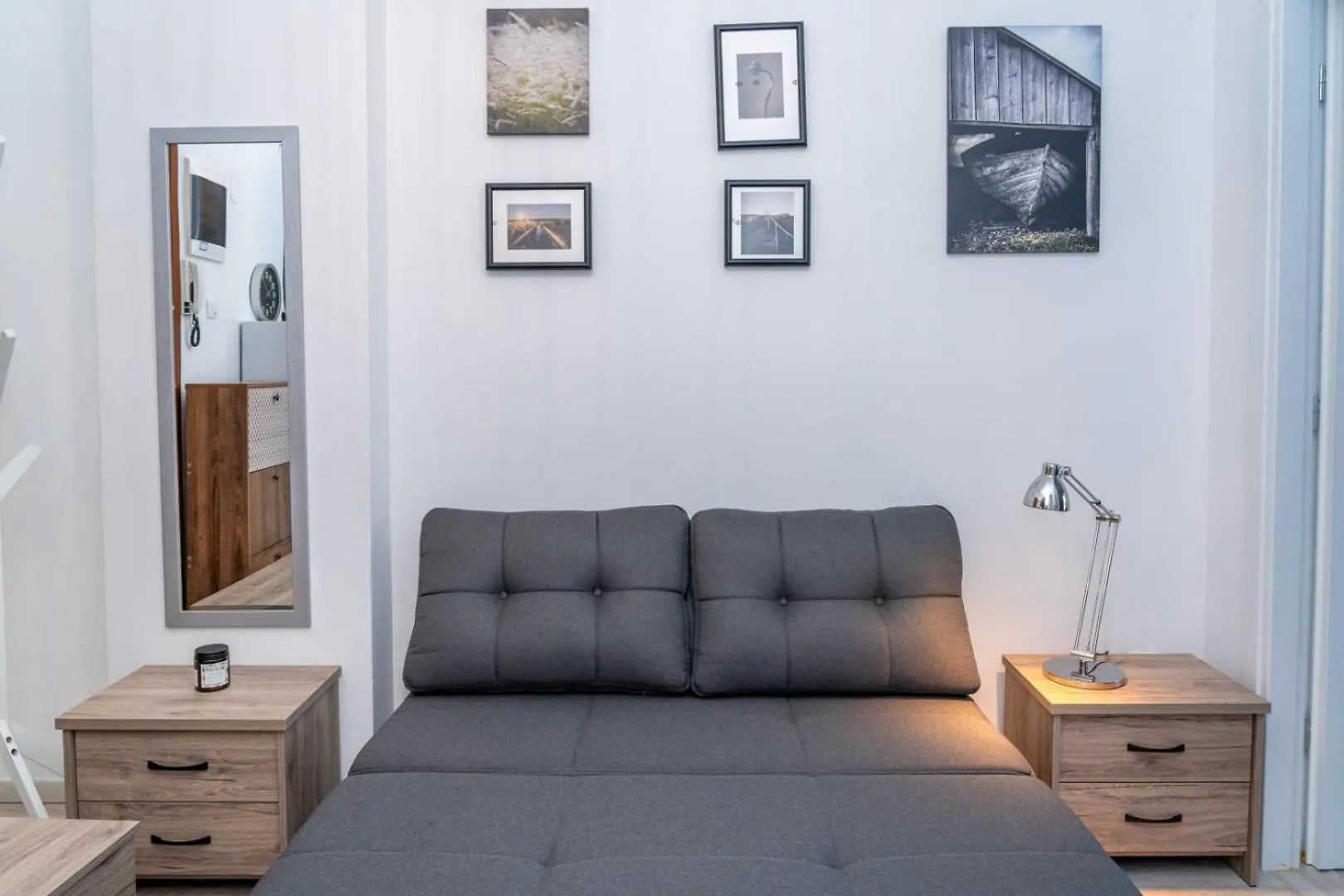 Kosmos Service Apartment Near Turkish Consulat And Saint Dimitrious Church With Additional Cost Parking Thessaloniki