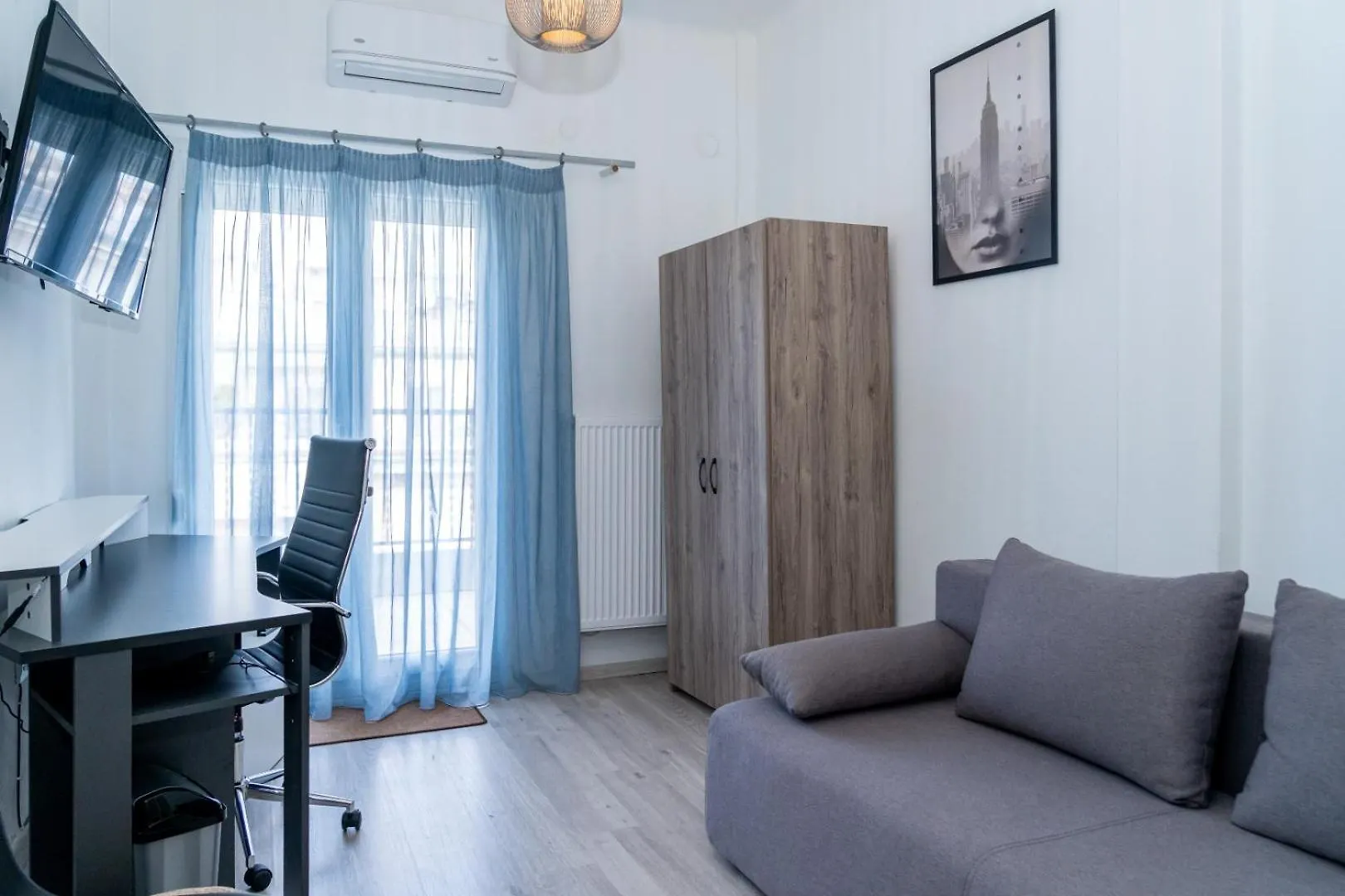 Kosmos Service Apartment Near Turkish Consulat And Saint Dimitrious Church With Additional Cost Parking Thessaloniki