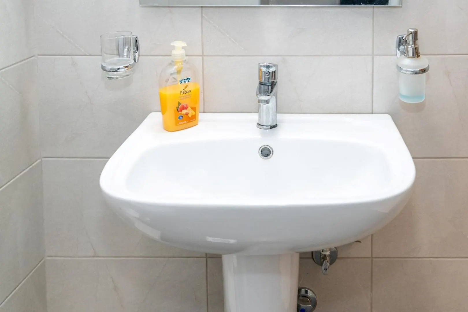 Kosmos Service Apartment Near Turkish Consulat And Saint Dimitrious Church With Additional Cost Parking Thessaloniki