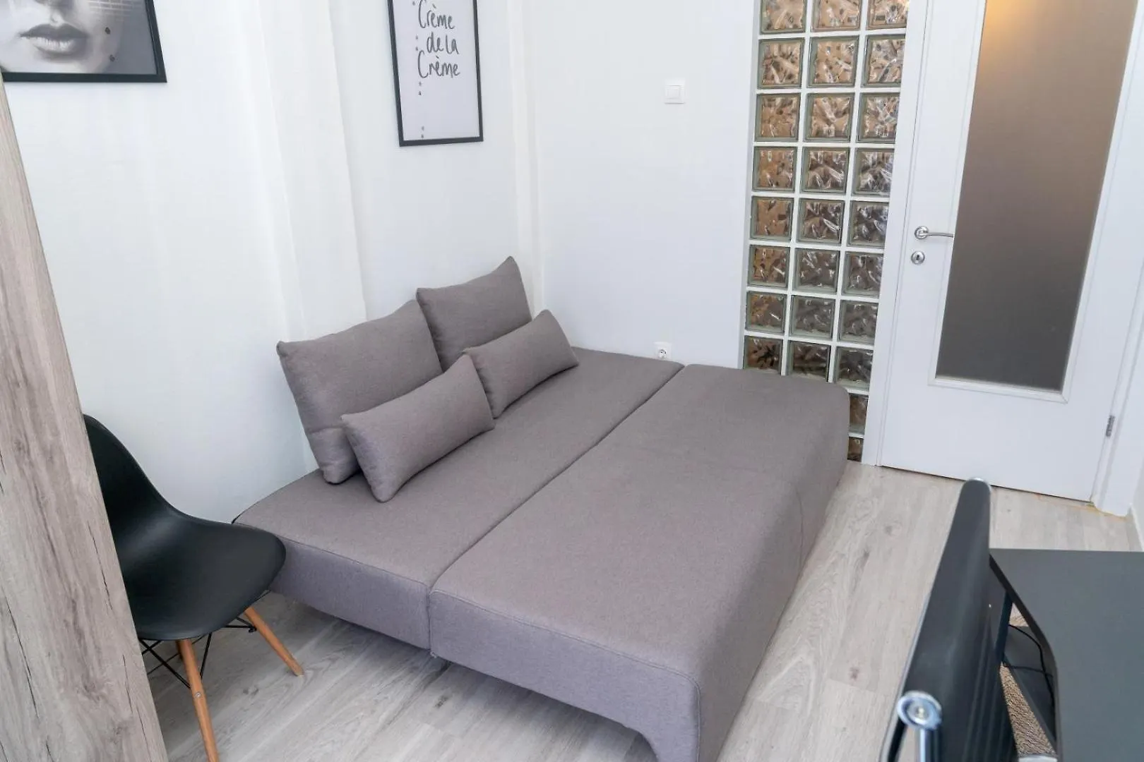 Kosmos Service Apartment Near Turkish Consulat And Saint Dimitrious Church With Additional Cost Parking Thessaloniki Greece