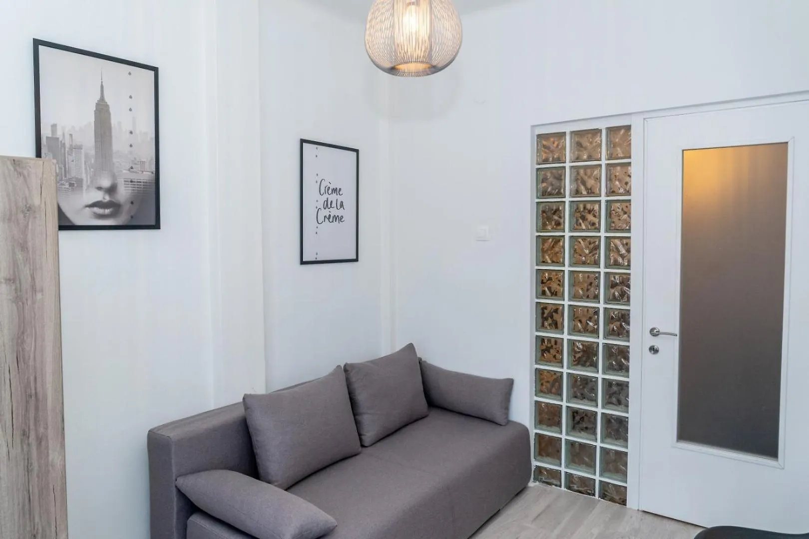 Kosmos Service Apartment Near Turkish Consulat And Saint Dimitrious Church With Additional Cost Parking Thessaloniki Greece